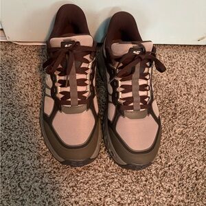 Skechers Men's Brown and Gray Athletic Shoes